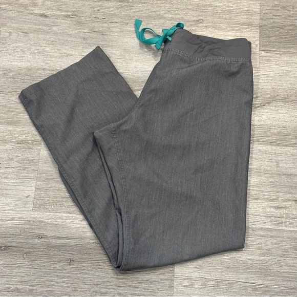 Figs Gray Technical Collection Pants scrubs size medium straight leg - Picture 1 of 11